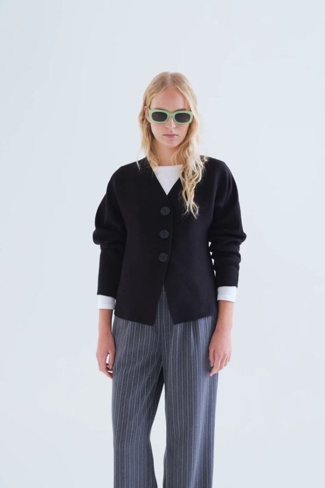 Cardigan Compañia Fantástica donna nero con scollo a V - vista laterale