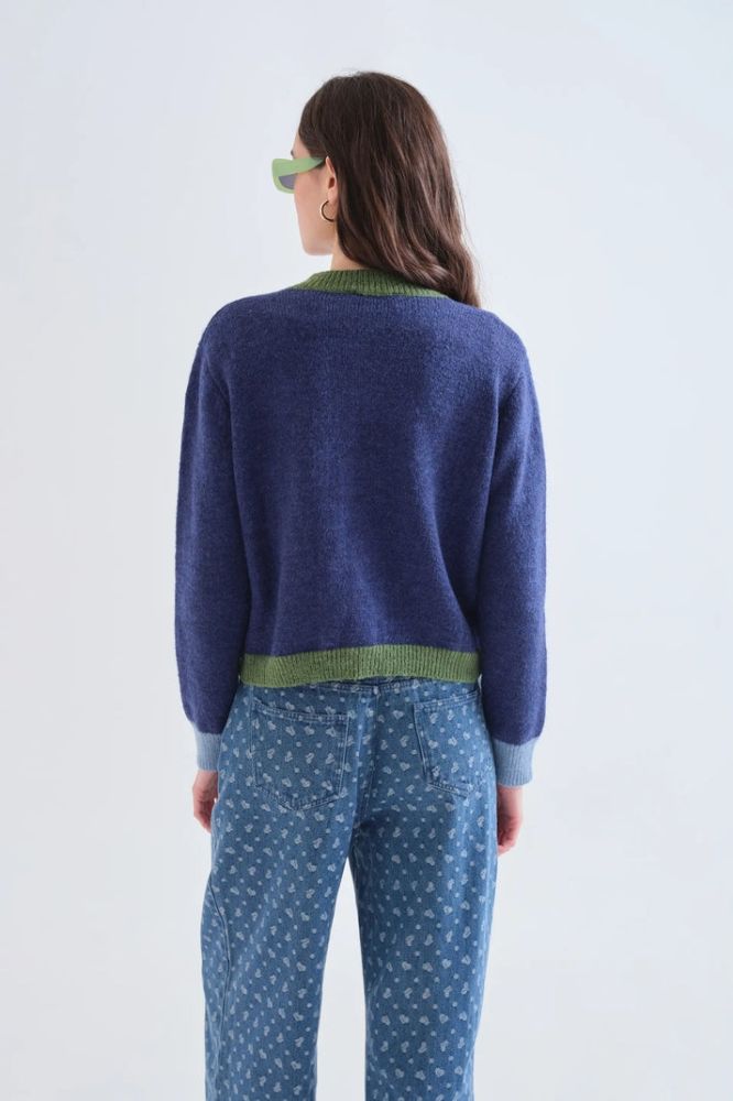 Cardigan Compañia Fantástica donna blu navy con dettagli verdi - vista laterale
