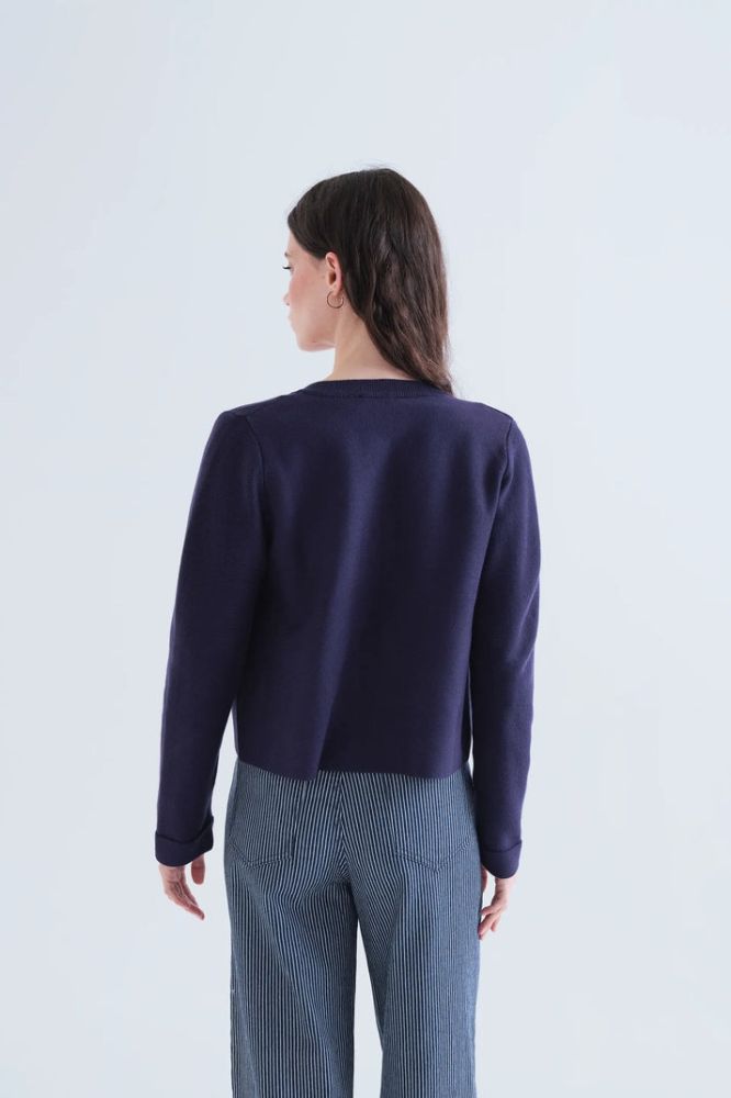 Cardigan Compañia Fantástica donna blu con bottoni multicolore - vista laterale