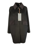 Acquista abbigliamento Cappotto GUTTHA Donna per il tuo stile sempre attuale.