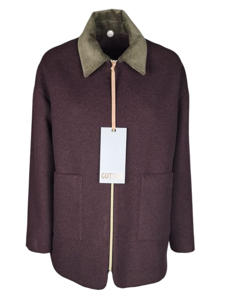 Acquista abbigliamento Cappotto GUTTHA Donna per il tuo stile sempre attuale.