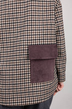 Acquista abbigliamento Cappotto GUTTHA Donna per il tuo stile sempre attuale.