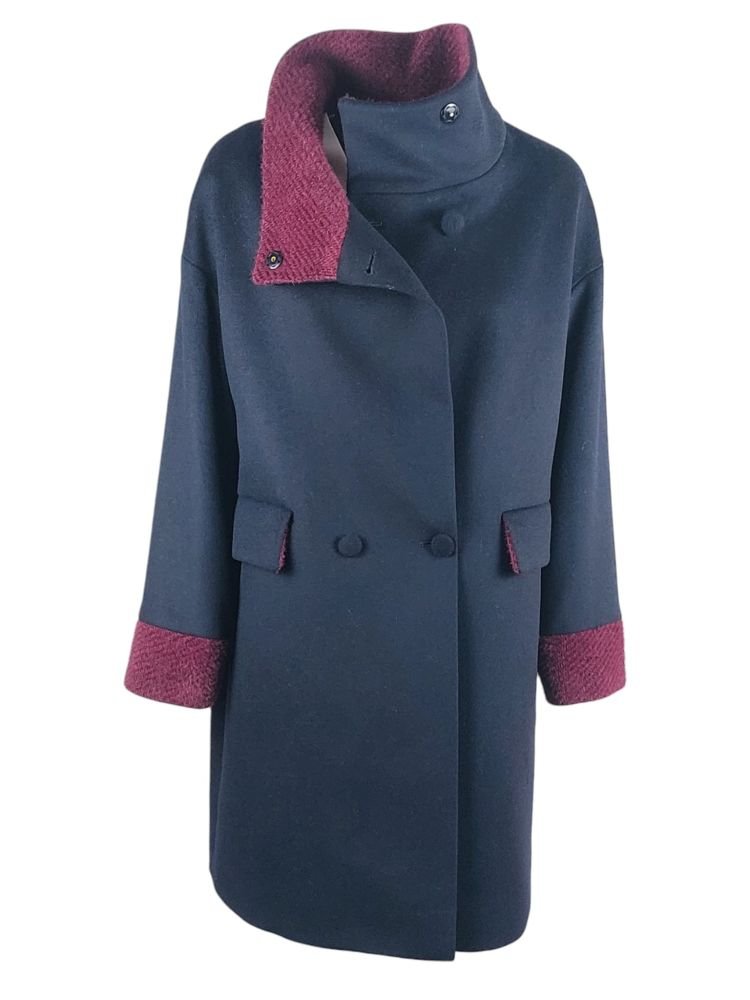Acquista abbigliamento Cappotto GUTTHA Donna per il tuo stile sempre attuale.