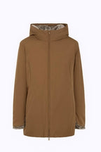 Acquista abbigliamento Giubbotto SUNS abbigliamento Donna per il tuo stile sempre attuale.