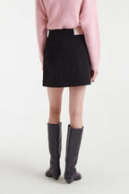 Acquista abbigliamento Gonna Compañia Fantástica Donna per il tuo stile sempre attuale.