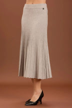 Acquista abbigliamento Gonna TAKE TWO Donna per il tuo stile sempre attuale.