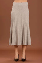 Acquista abbigliamento Gonna TAKE TWO Donna per il tuo stile sempre attuale.