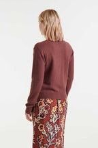 Acquista abbigliamento Maglia Compañia Fantástica Donna per il tuo stile sempre attuale.