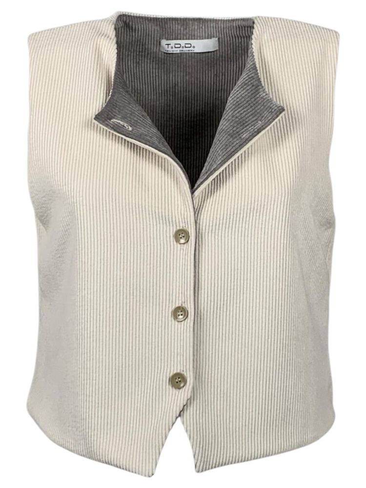 Acquista abbigliamento Gilet TDD Donna per il tuo stile sempre attuale.