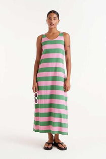 Acquista abbigliamento Abito Compañia Fantástica Donna per il tuo stile sempre attuale.