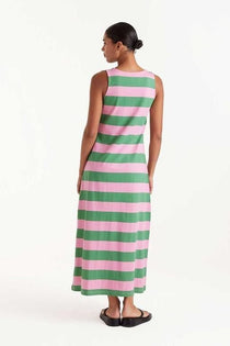 Acquista abbigliamento Abito Compañia Fantástica Donna per il tuo stile sempre attuale.