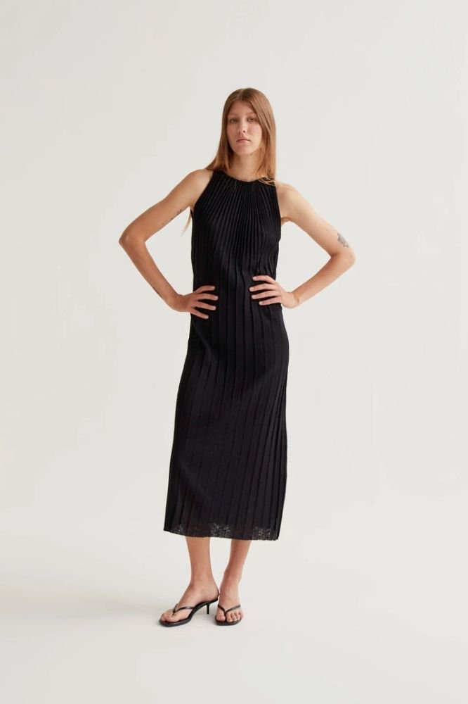 Acquista abbigliamento Abito Compañia Fantástica Donna per il tuo stile sempre attuale.