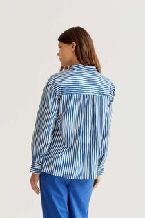Acquista abbigliamento Camicia Compañia Fantástica 61C40015 per il tuo stile sempre attuale.