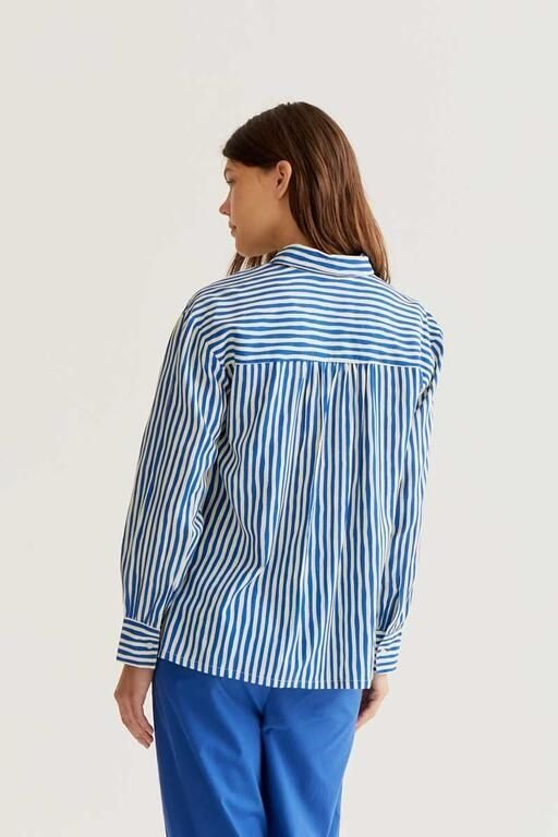 Acquista abbigliamento Camicia Compañia Fantástica 61C40015 per il tuo stile sempre attuale.