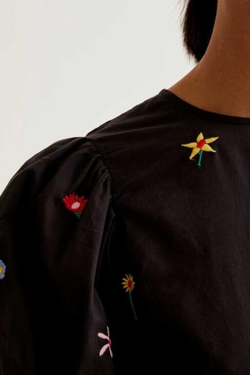 Acquista abbigliamento Camicia Compañia Fantástica 61C41038 per il tuo stile sempre attuale.