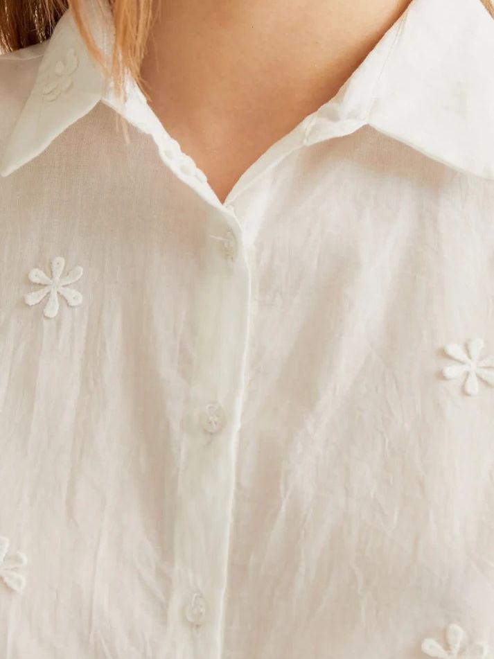 Acquista abbigliamento Camicia Compañia Fantástica 61C43031 per il tuo stile sempre attuale.