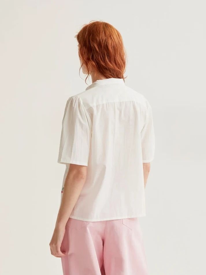 Acquista abbigliamento Camicia Compañia Fantástica 61C43037 per il tuo stile sempre attuale.