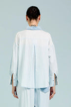 Acquista abbigliamento Camicia TAKE TWO DK02751 per il tuo stile sempre attuale.