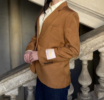 Acquista abbigliamento Giacca Donna 26005 per il tuo stile sempre attuale.