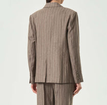 Acquista abbigliamento Giacca WU' SIDE 26001 per il tuo stile sempre attuale.