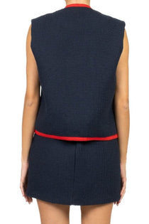 Acquista abbigliamento Gilet TENSIONE IN 38907 per il tuo stile sempre attuale.