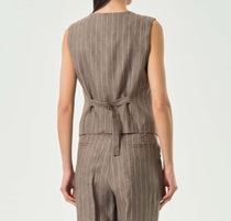 Acquista abbigliamento Gilet WU' SIDE 26003 per il tuo stile sempre attuale.