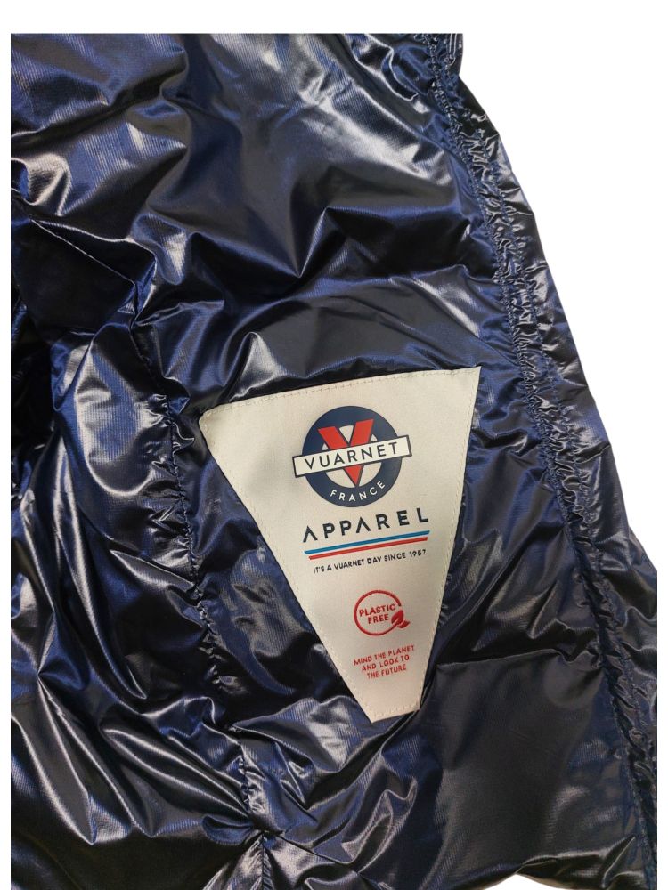 Acquista abbigliamento Giubbotto VUARNET Donna per il tuo stile sempre attuale.