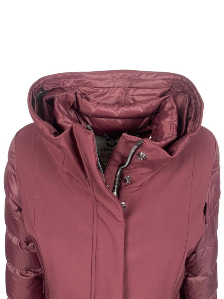 Acquista abbigliamento Giubbotto VUARNET Donna per il tuo stile sempre attuale.