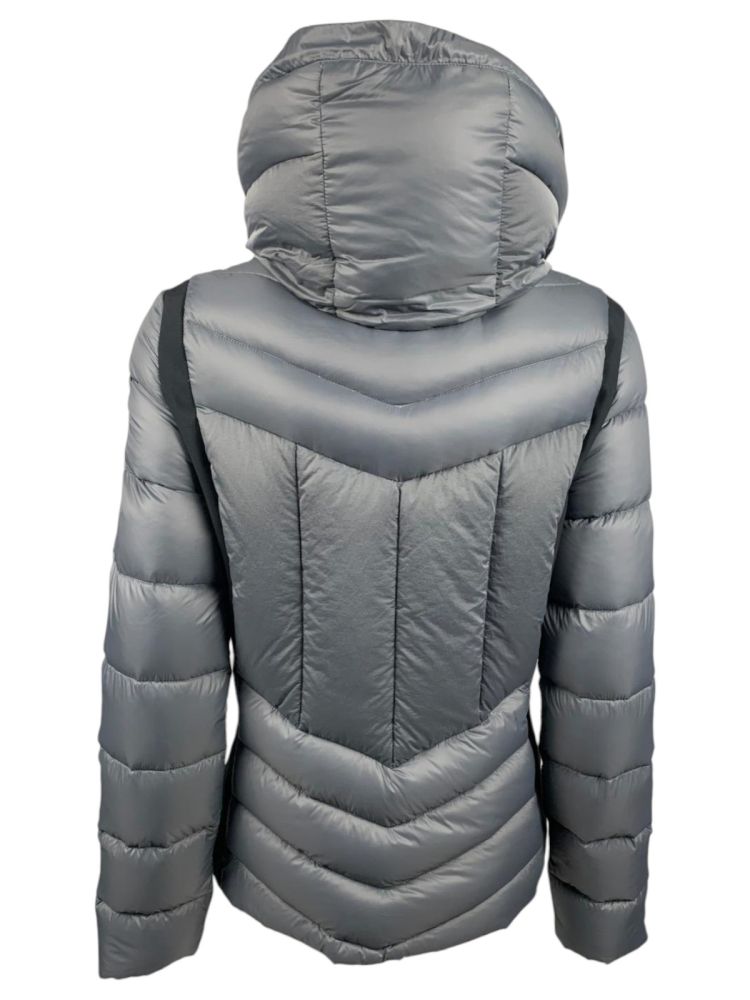 Acquista abbigliamento Giubbotto VUARNET Donna per il tuo stile sempre attuale.