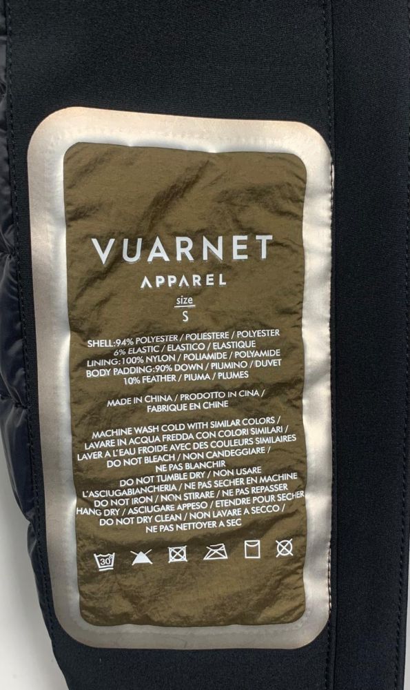 Acquista abbigliamento Giubbotto VUARNET Donna per il tuo stile sempre attuale.