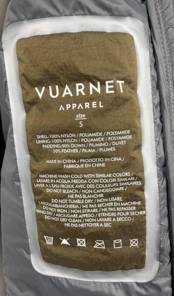 Acquista abbigliamento Giubbotto VUARNET Donna per il tuo stile sempre attuale.
