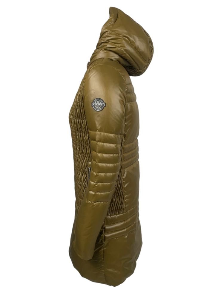 Acquista abbigliamento Giubbotto VUARNET Donna per il tuo stile sempre attuale.