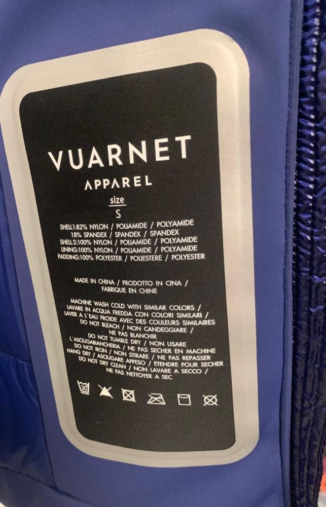 Acquista abbigliamento Giubbotto VUARNET Donna per il tuo stile sempre attuale.