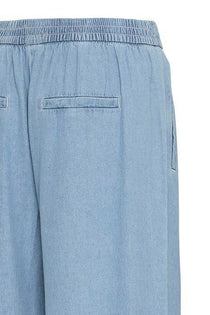 Acquista abbigliamento Jeans ICHI 20122390 per il tuo stile sempre attuale.