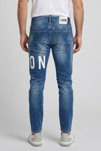 Acquista abbigliamento Jeans ICON Uomo per il tuo stile sempre attuale.