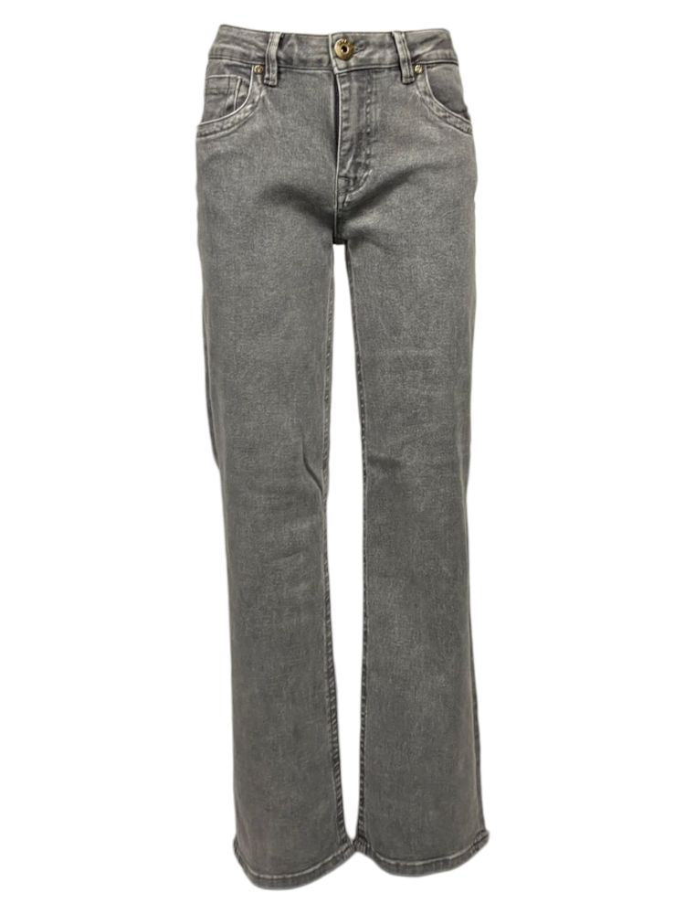 Acquista abbigliamento Jeans TAKE TWO Donna per il tuo stile sempre attuale. Immagine Principale