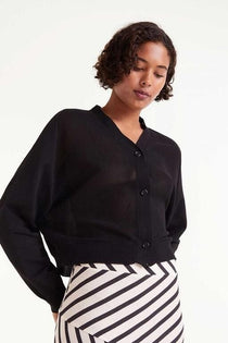 Acquista abbigliamento Maglia Compañia Fantástica Donna per il tuo stile sempre attuale.