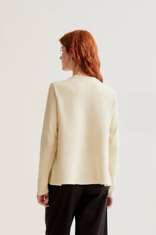 Acquista abbigliamento Maglia Compañia Fantástica Donna per il tuo stile sempre attuale.