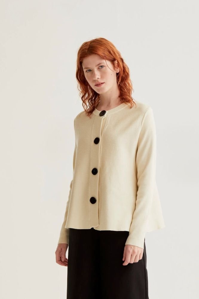 Acquista abbigliamento Maglia Compañia Fantástica Donna per il tuo stile sempre attuale.