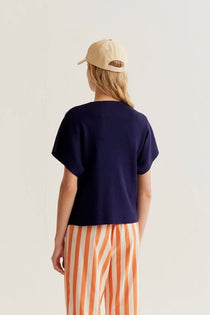 Acquista abbigliamento Maglia Compañia Fantástica Donna per il tuo stile sempre attuale.