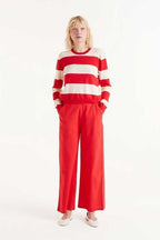 Acquista abbigliamento Maglia Compañia Fantástica Donna per il tuo stile sempre attuale.