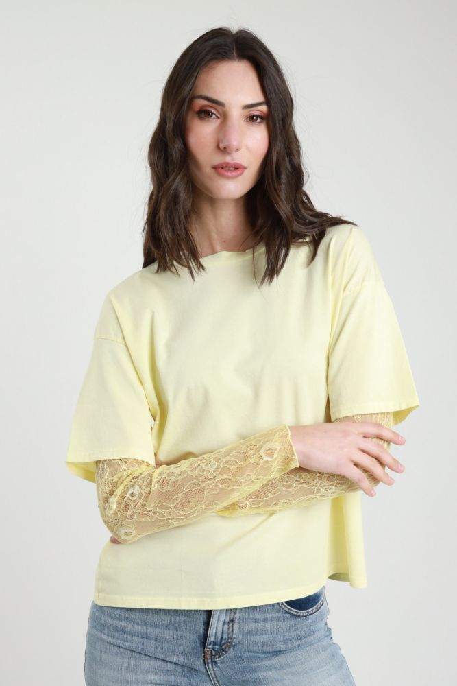 Acquista abbigliamento Maglia SUSY MIX 11073 per il tuo stile sempre attuale.