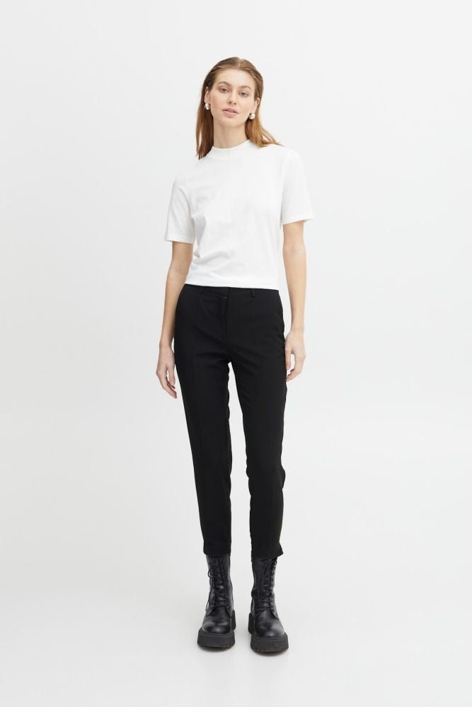 Acquista abbigliamento Pantalone ICHI 20112991 per il tuo stile sempre attuale.