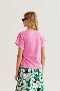 Acquista abbigliamento T-Shirt Compañia Fantástica 61C11024 per il tuo stile sempre attuale.