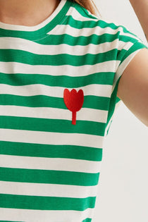 Acquista abbigliamento T-Shirt Compañia Fantástica 61C42003 per il tuo stile sempre attuale.