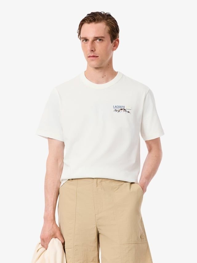 Acquista abbigliamento T-Shirt LACOSTE TH582570V per il tuo stile sempre attuale.