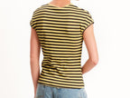 Acquista abbigliamento T-Shirt MOTEL 1304J per il tuo stile sempre attuale.