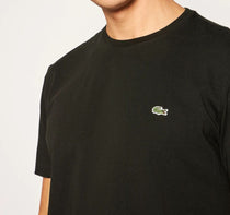 Acquista abbigliamento T-Shirt Uomo TH2038 per il tuo stile sempre attuale.