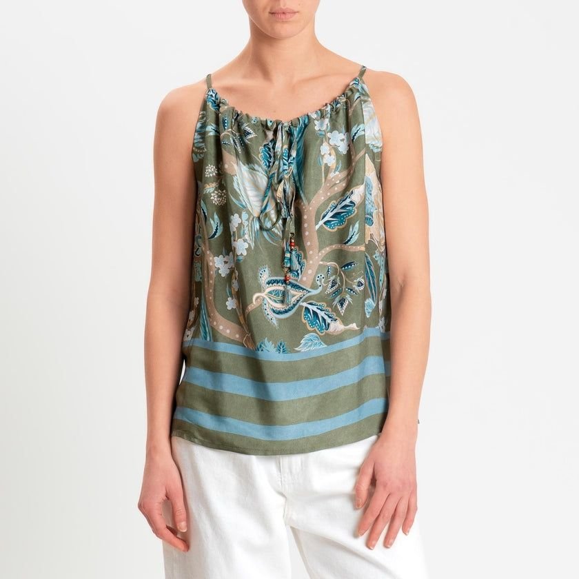 Acquista abbigliamento Top WU' SIDE 26253 per il tuo stile sempre attuale.
